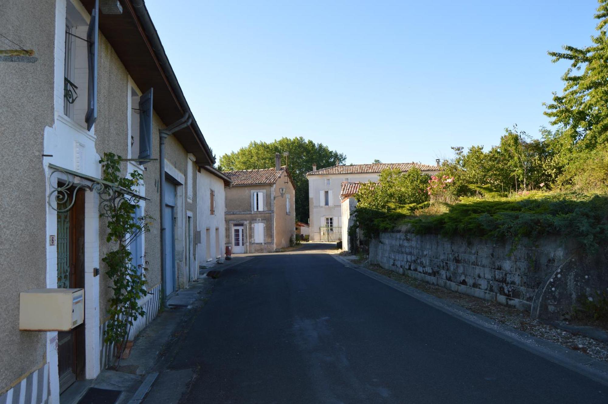 La Vieille Distillerie Le Tâtre Εξωτερικό φωτογραφία